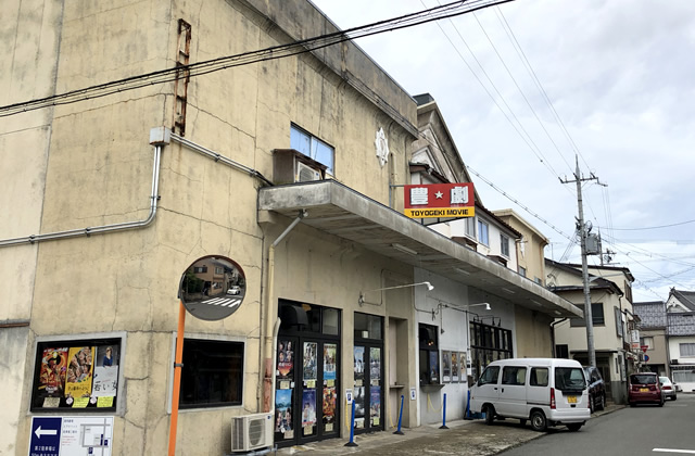 豊岡市元町にあるカフェ「ビアドリット（Via Dritto）豊劇店」のオードブルが美味い！
