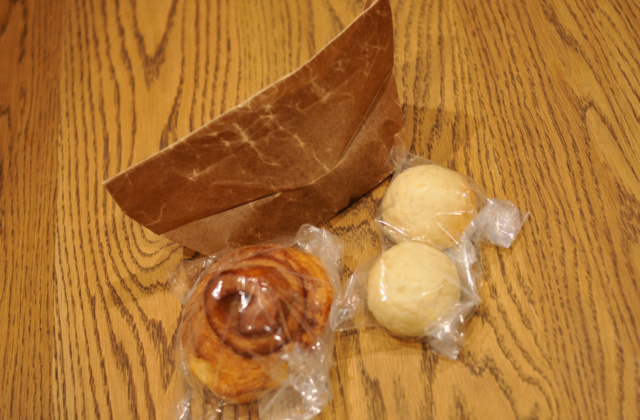 豊岡市城南町にあるお菓子屋「パンとカヌレ」の店頭販売に行ってきたよ！