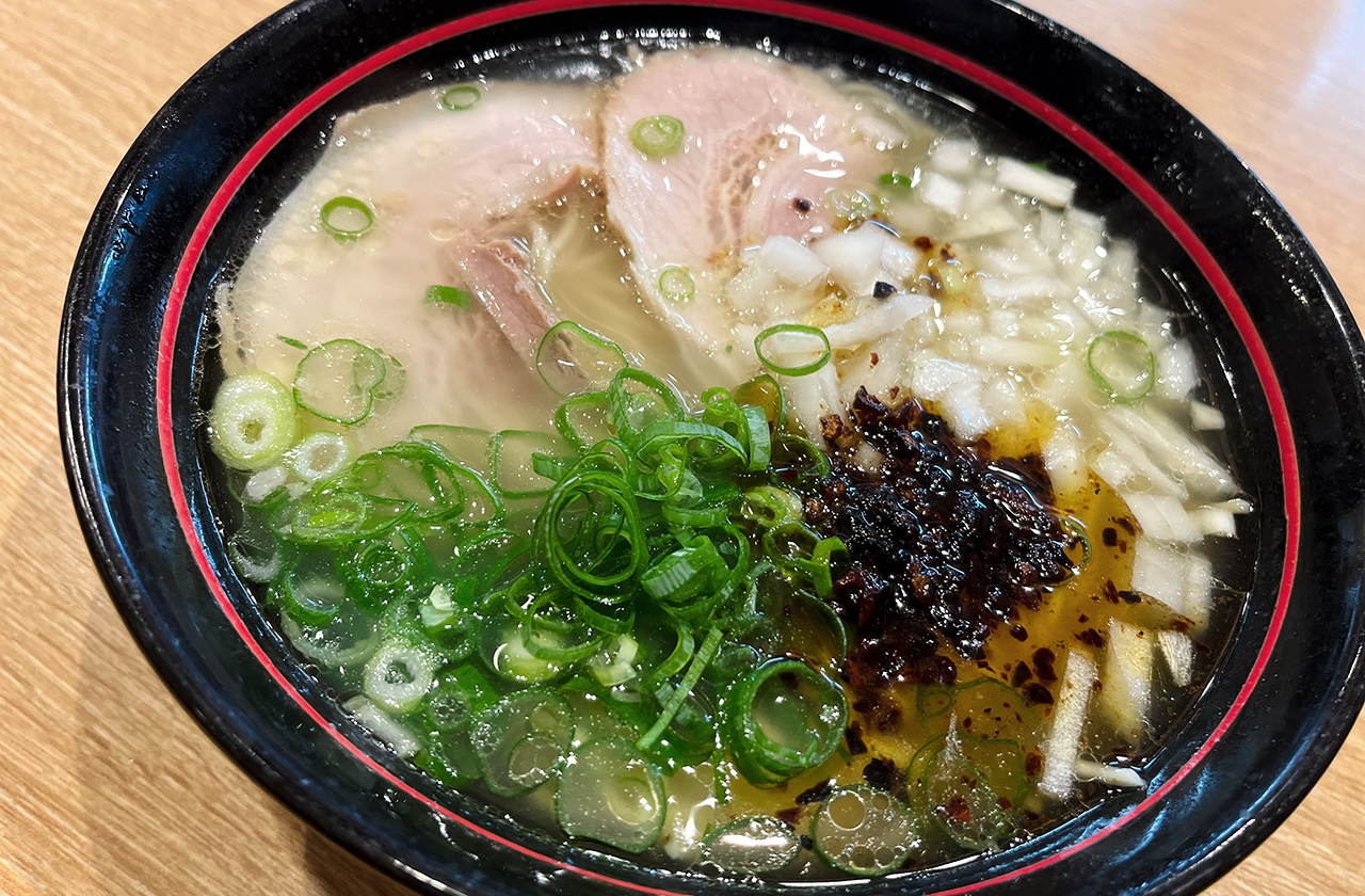 豊岡市のラーメン屋 RAMEN MARCOの鶏塩ラーメン