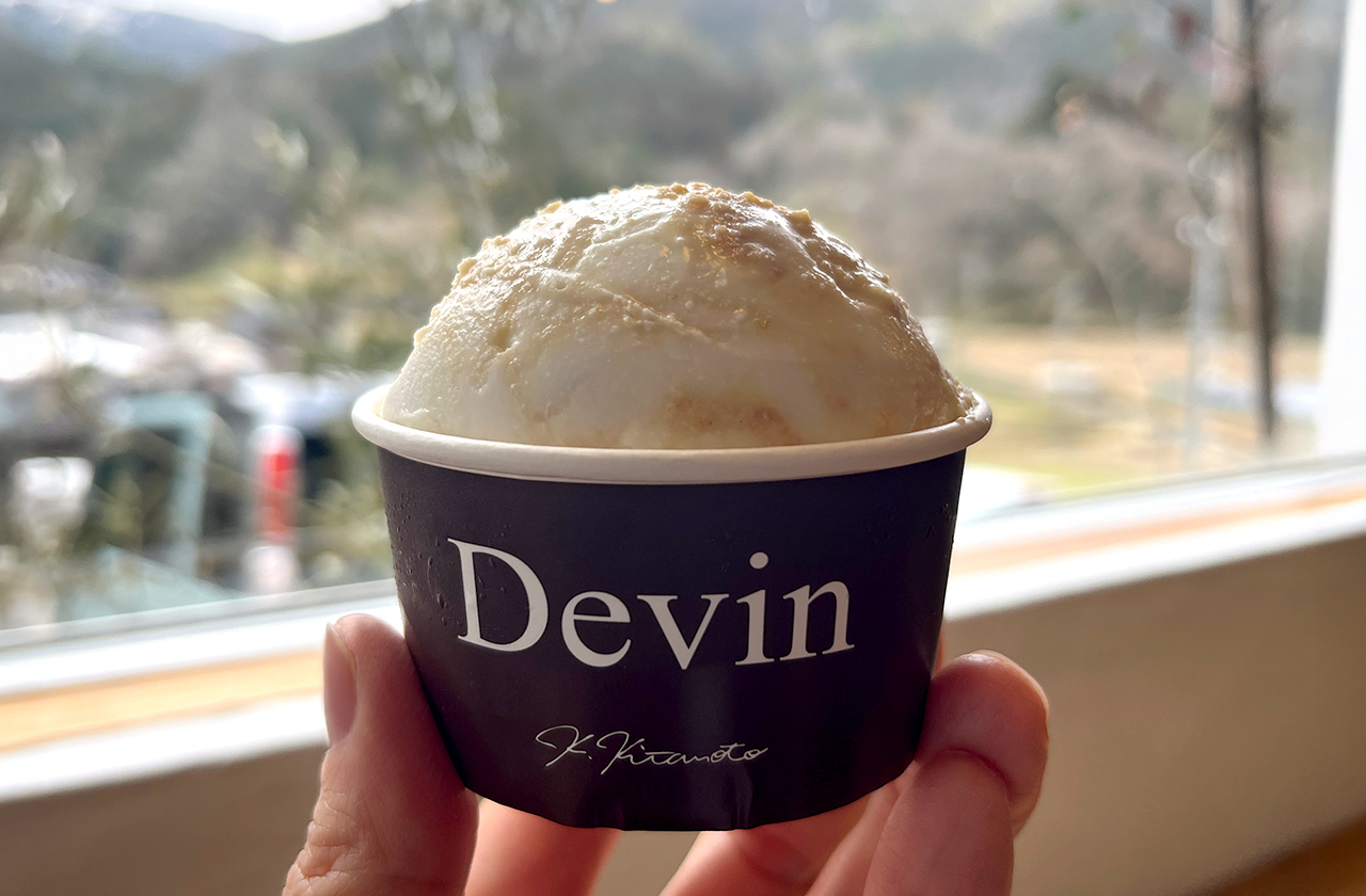 Devin(デビン)季節限定の「キャラメル林檎」