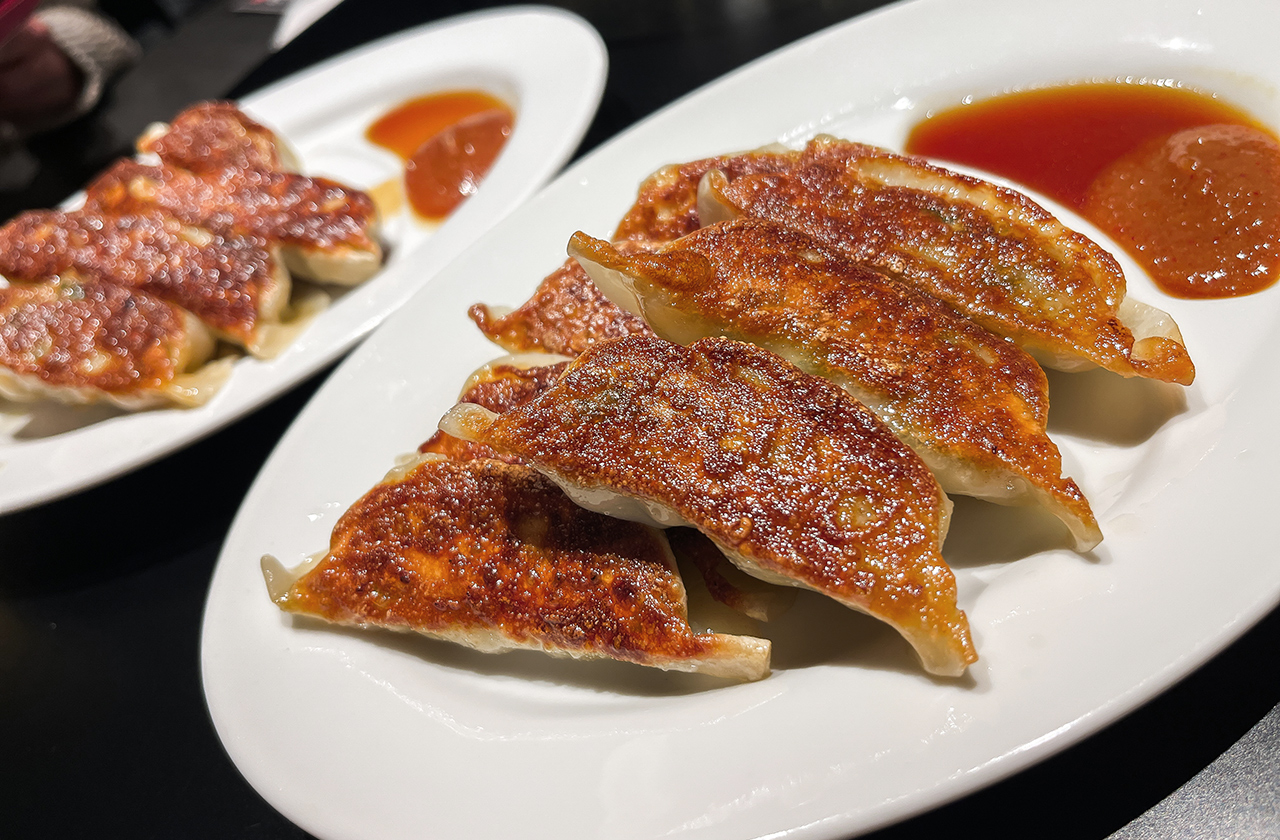 中華厨房 楽友軒 餃子