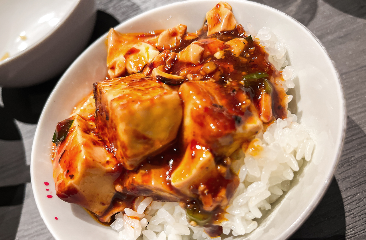 中華厨房 楽友軒 麻婆丼