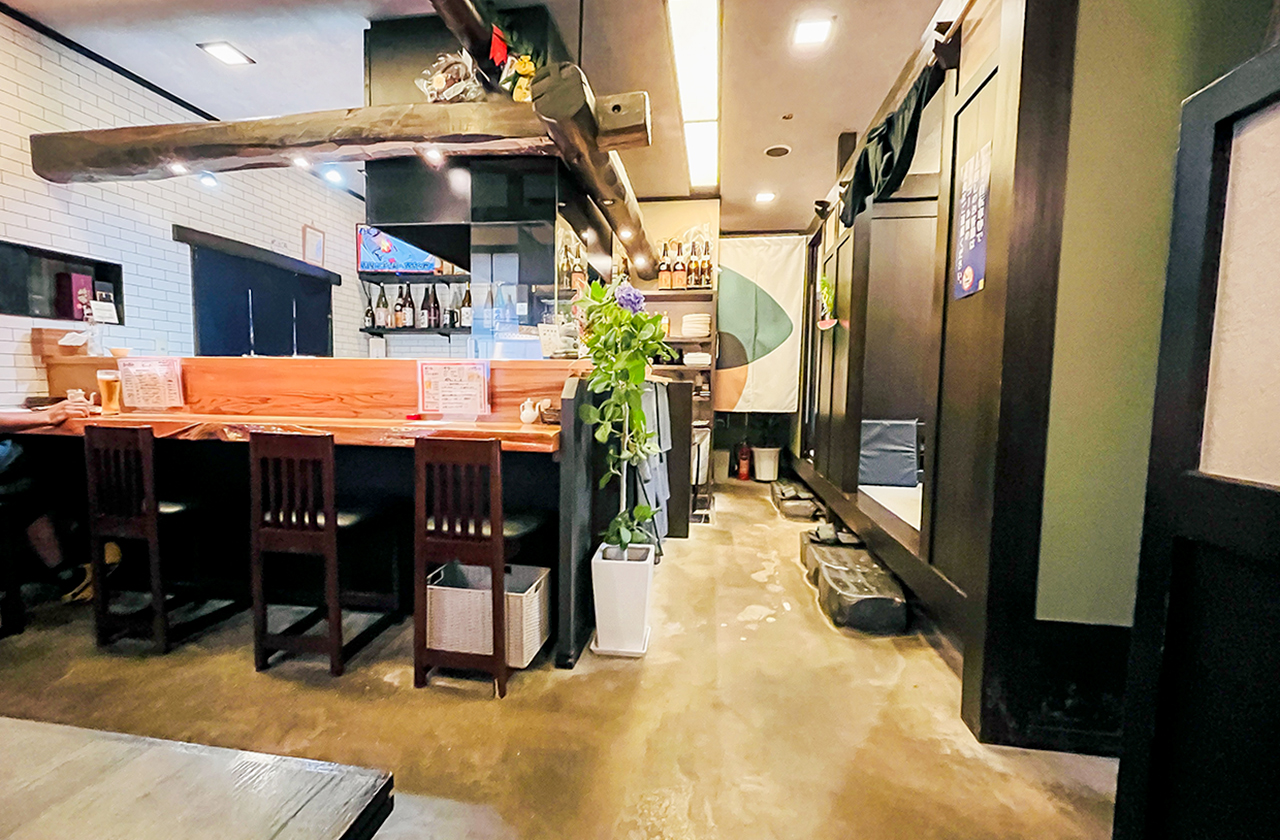 居酒屋カイロ店内