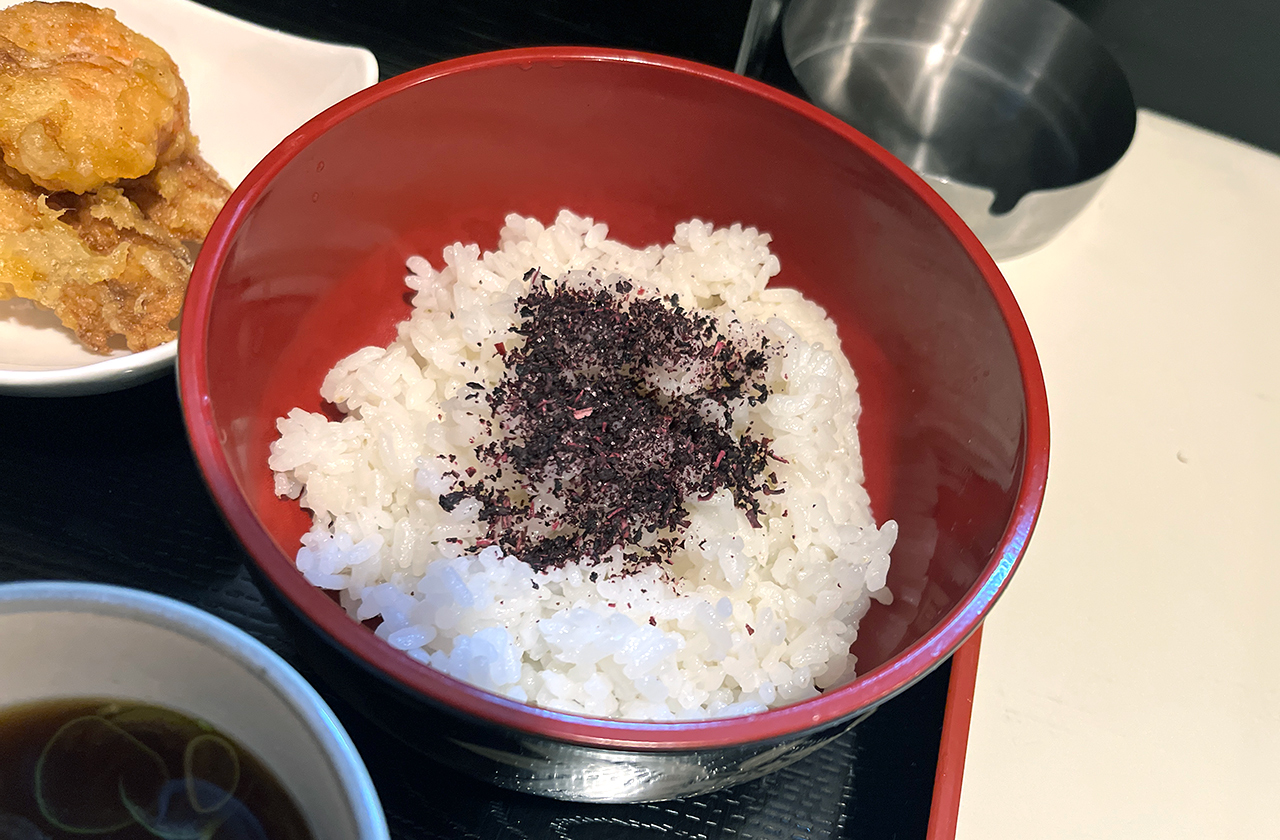 居酒屋 あいしま 手打ちそば定食のご飯